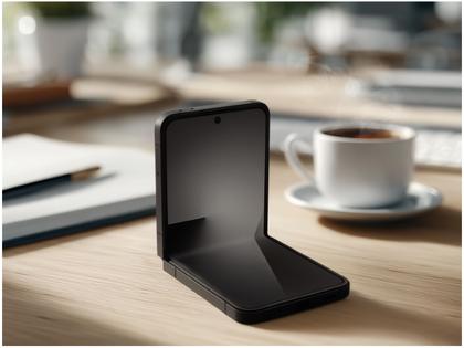 Smartphone Samsung Galaxy Z Flip7 FE 128GB Preto 5G 8GB RAM Tela 6,7" Câm. Dupla de 50MP Galaxy AI